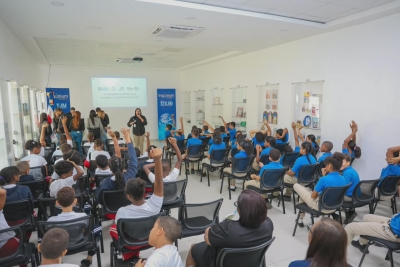 DA imparte charla sobre el valor de la integridad a estudiantes Loyola