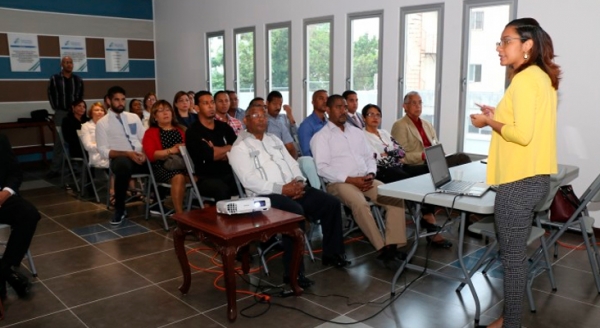 DELEGACIONES DE SANTO DOMINGO RECIBEN CAPACITACIÓN EN ADMINISTRACIÓN PÚBLICA